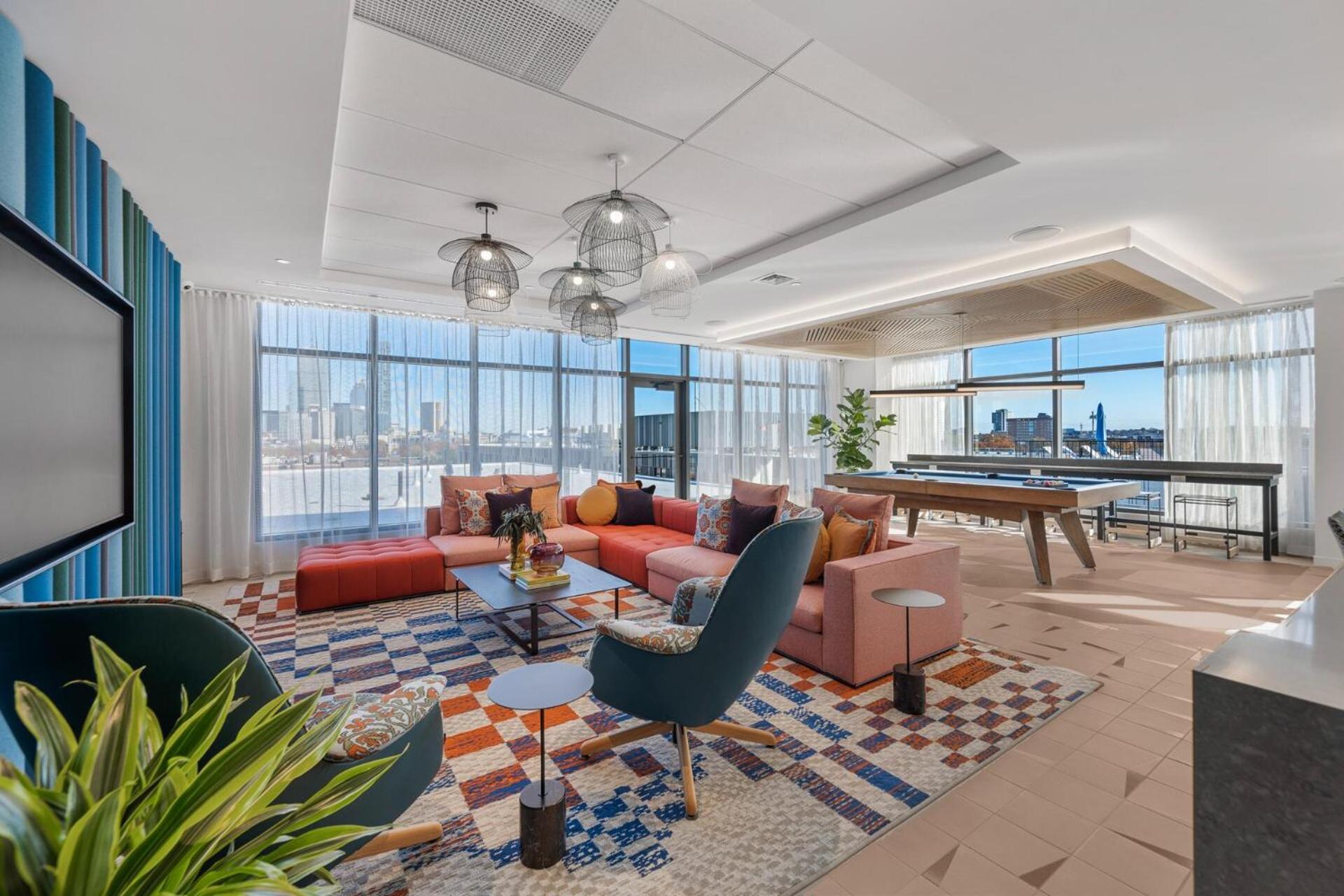 Lux With Sky Terrace And Gym Boston