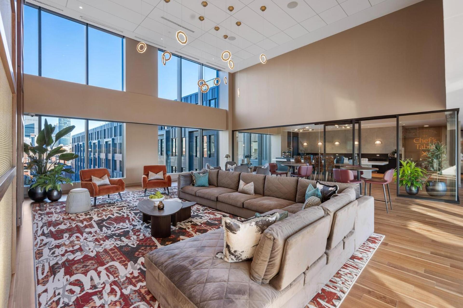 Lux With Sky Terrace And Gym Apartment